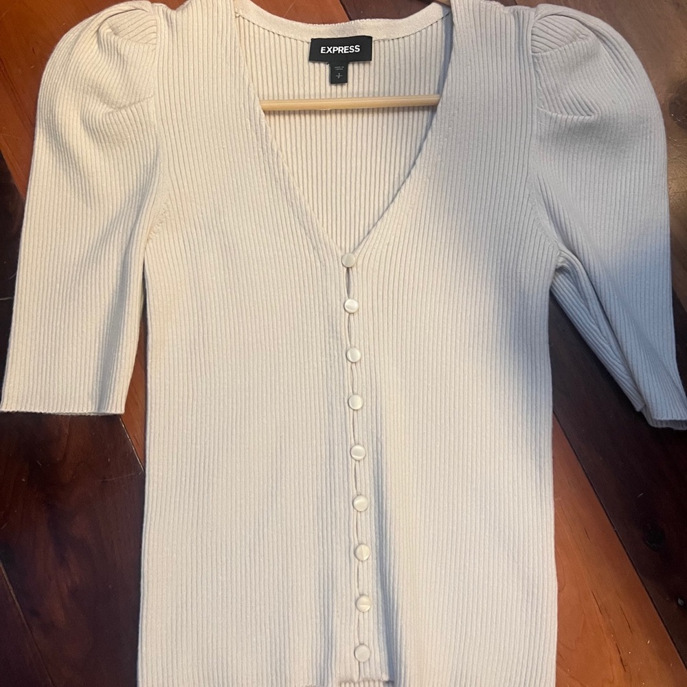 Express Puff Sleeve Top